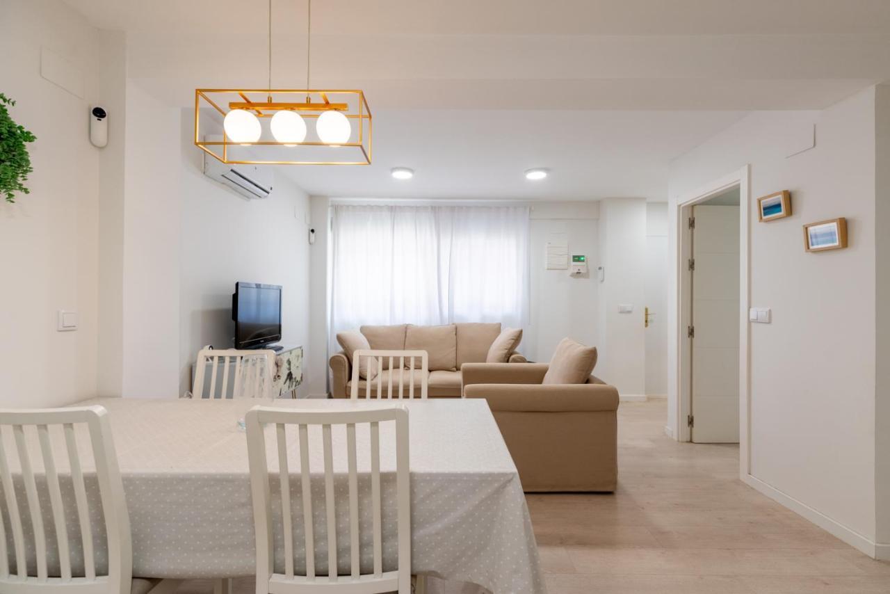 شقة Whitey Aparment In Triana إشبيلية المظهر الخارجي الصورة
